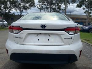 2024 Toyota Corolla ZWE211R image 2