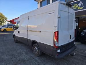 2021 Iveco Daily 6TH GEN - 3.0DT F1C AUTO 8SPD RWD HIGH ROOF image 2