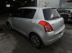 2010 Suzuki Swift RS415 image 2