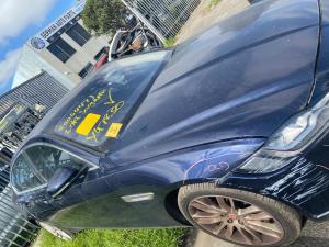 2018 Jaguar Xf image 2