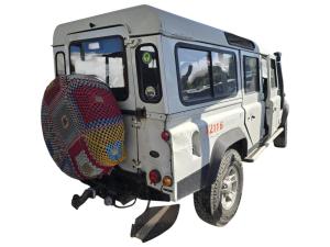 2007 Land Rover Defender L316 110 image 2