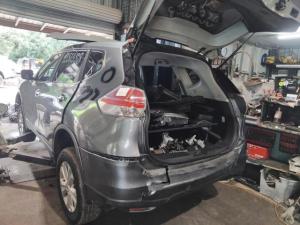 2015 Nissan X Trail T32 image 2