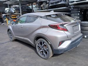 2017 Toyota Ch-r GEN 1 image 2