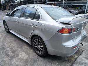 2017 Mitsubishi Lancer CF image 2