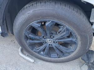 2024 Toyota Rav4 XA50 image 2