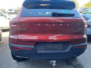 2020 Volvo Xc40 image 2