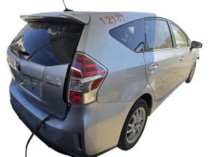 2019 Toyota Prius ZVW40R WAGON I-TECH image 2