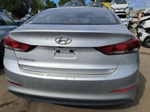 2017 Hyundai Elantra AD image 2