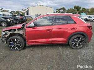 2022 Volkswagen T-roc image 2