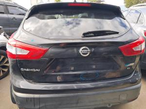 2016 Nissan Qashqai J11 image 2