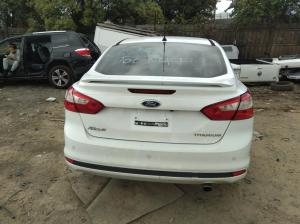 2012 Ford Focus LW image 2