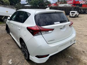 2017 Toyota Corolla ZRE182R/ ZWE186R image 2