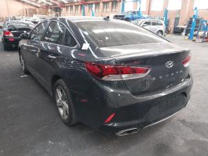 2018 Hyundai Sonata 2.4L G4KJ AUTO 6SPD FWD LF4 ACTIVE image 2