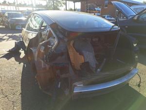 2019 Tesla Model 3 image 2