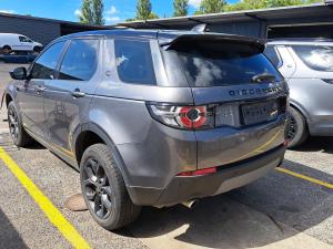 2018 Land Rover Discovery Sport image 2