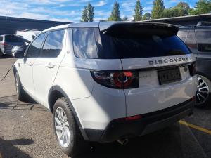 2016 Land Rover Discovery Sport image 2