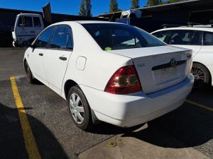 2004 Toyota Corolla ZZE122R image 2