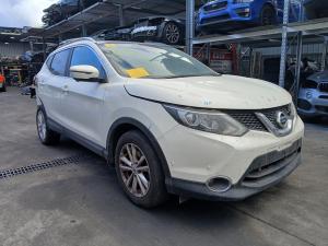 2016 Nissan Qashqai J11 image 2
