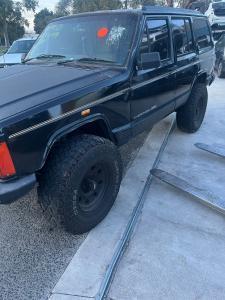 1997 Jeep Cherokee image 2