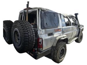 2018 Toyota Land Cruiser VDJ76R GXL image 2