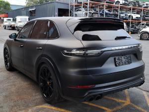 2019 Porsche Cayenne image 2