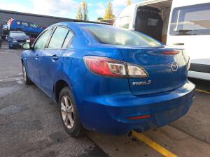 2013 Mazda 3 BL image 2