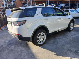 2017 Land Rover Discovery Sport L550 image 2