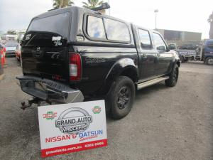 2009 Nissan Navara D22 image 2