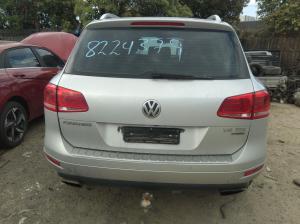 2012 Volkswagen Touareg 79 image 2