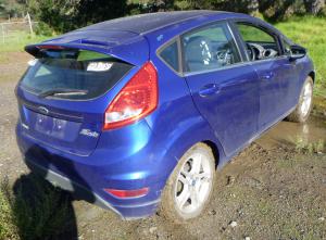2011 Ford Fiesta image 2