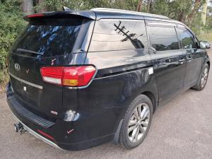 2016 Kia Carnival image 2