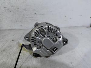 2013 Toyota Yaris NCP130R image 2