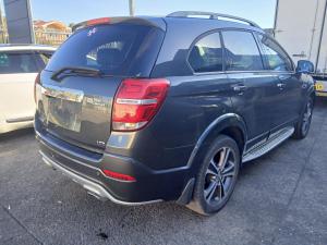 2016 Holden Captiva CG image 2