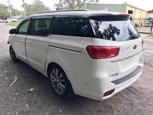 2020 Kia Carnival image 2