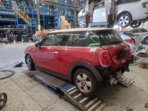 2016 Mini Cooper image 2