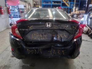 2017 Honda Civic image 2