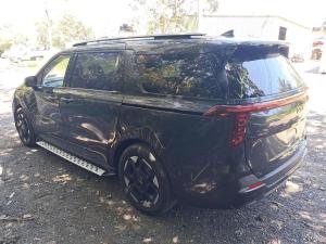 2024 Kia Carnival image 2