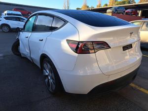 Tesla Model Y image 2