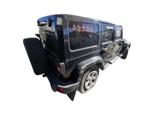2013 Jeep Wrangler JK OVERLAND image 2