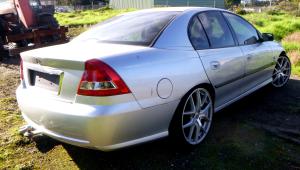 2005 Holden Commodore VZ image 2