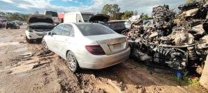 2008 Mercedes Benz C220 image 2