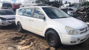 2009 Kia Carnival image 2
