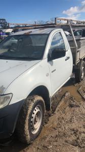 2013 Mitsubishi Triton image 2