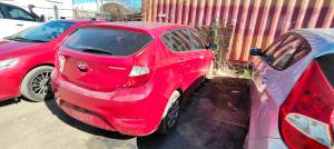 2013 Hyundai Accent image 2