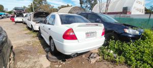 2001 Mitsubishi Lancer image 2