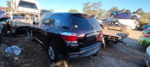 2013 Toyota Kluger image 2