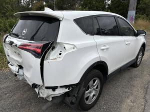 2018 Toyota Rav4 image 2