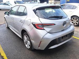 2019 Toyota Corolla ZWE211R image 2