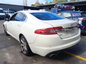 2008 Jaguar Xf X250 image 2