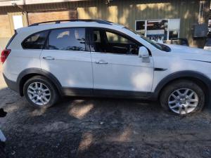 2017 Holden Captiva CG image 2